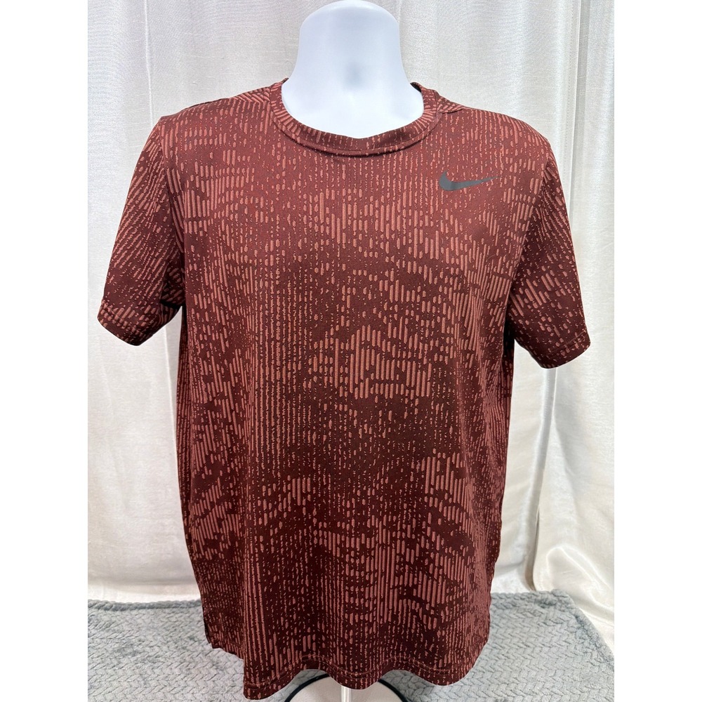 Nike Dri-FIT Mens Medium Cedar Red Abstract Graphic T-Shirt Standard Fit